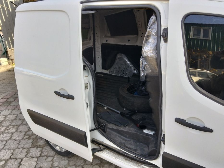 Пежо партнёр 1.,6 2008