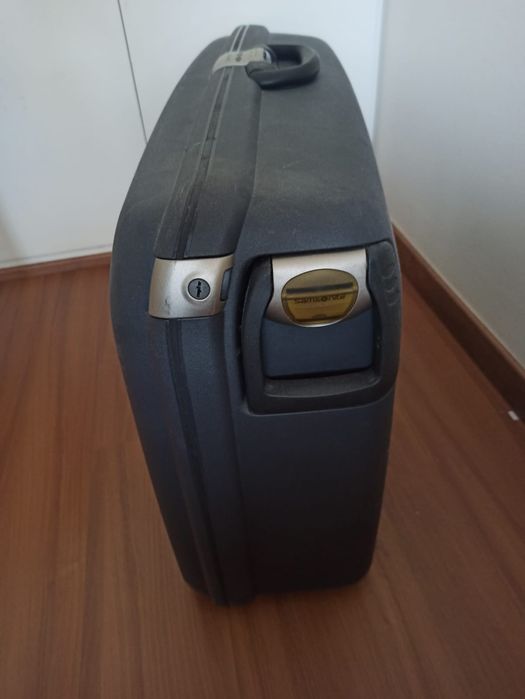 Mala de viagem rigida samsonite