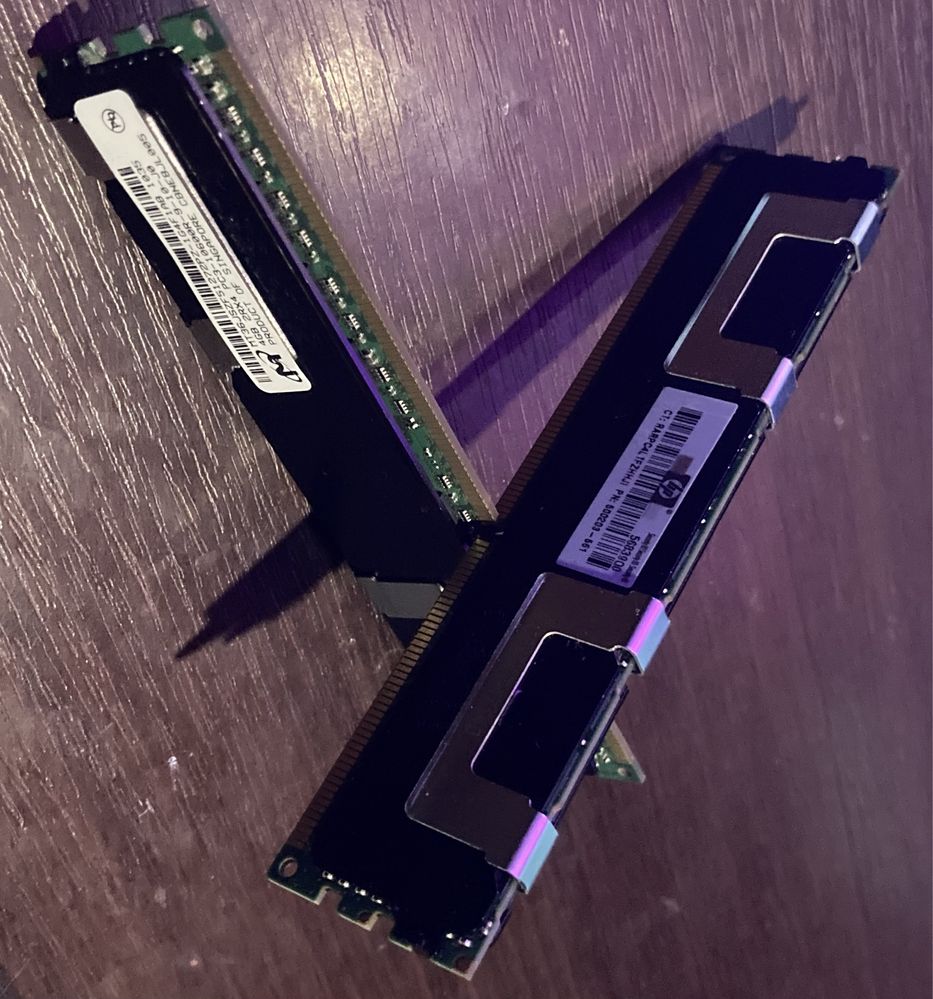 Серверна оперативна пам'ять для комп'ютера DDR 3 1333 MHz 4 gb