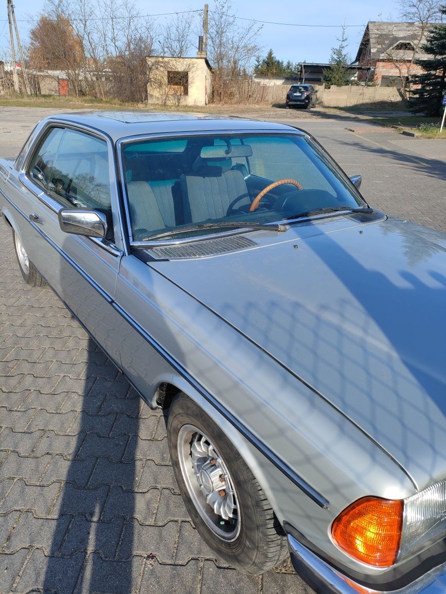 Mercedes Benz W123 Coupe 2,3 1983r.