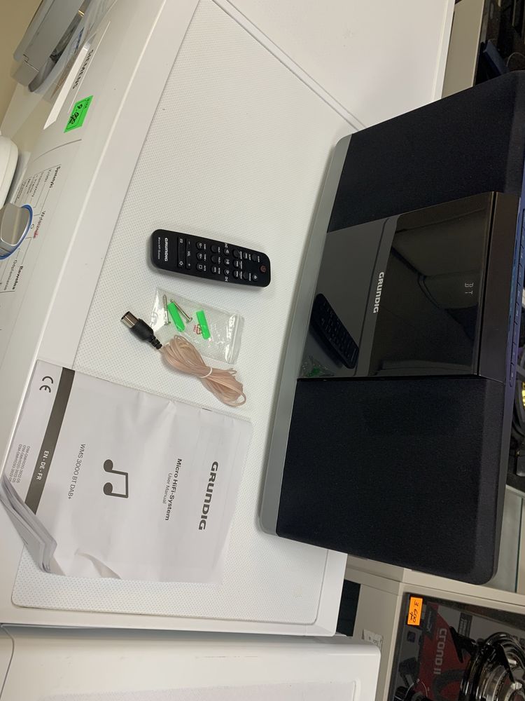 Музичний центр Grundig WMS 3000 BT DAB+ з Європи (ідеальний стан)