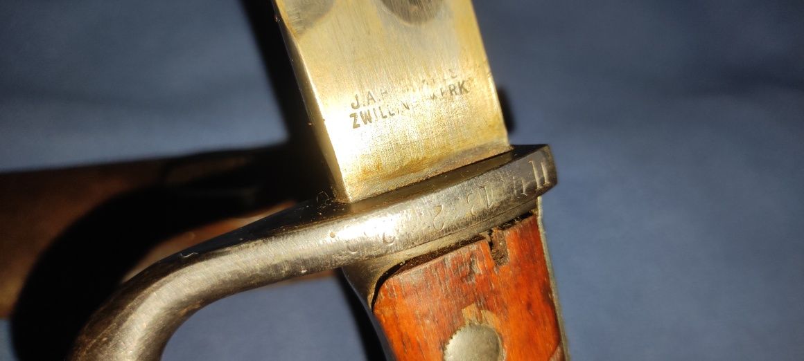 Bagnet Mauser liść