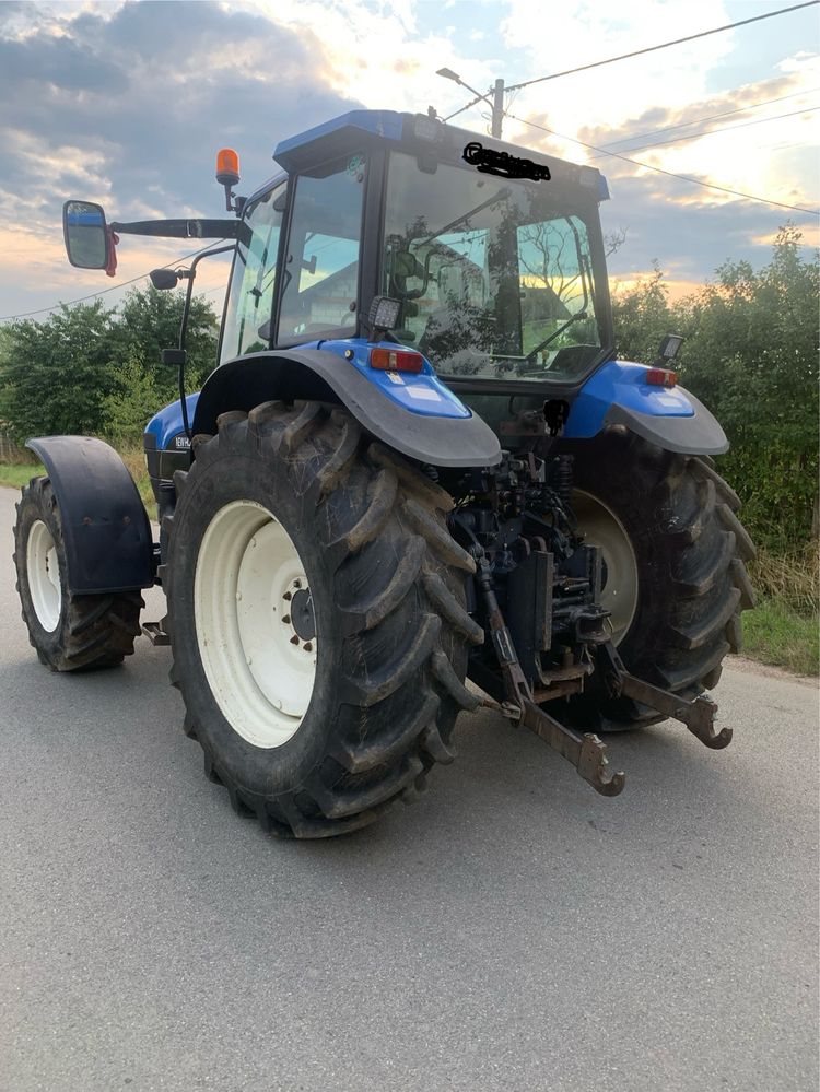 New Holland  TM 150