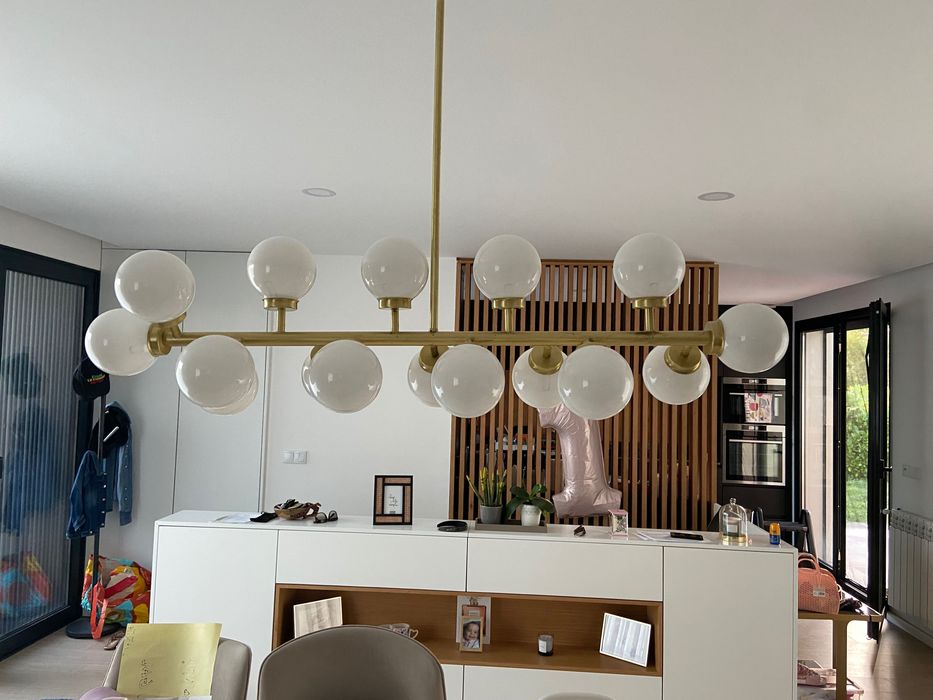 Candeeiro de sala dourado
