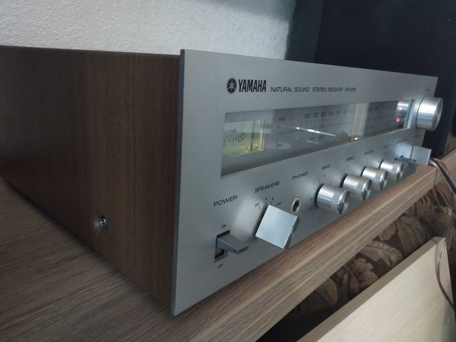 Yamaha CR-200 Natural Sound Receiver