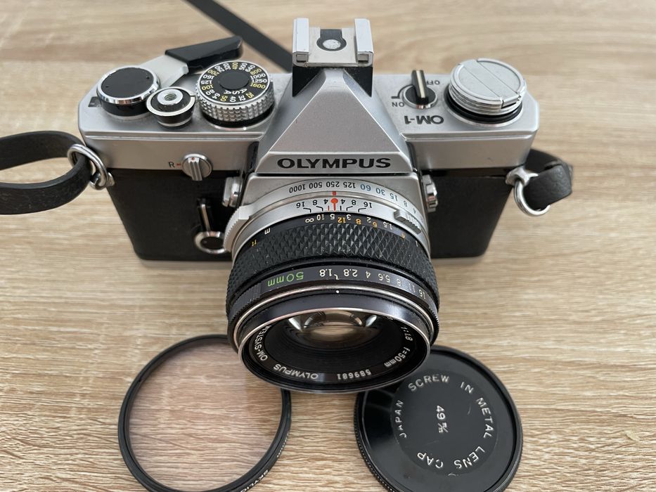 Olympus OM-1 com lente olympus F. Zuiko 50mm f1: 1.18