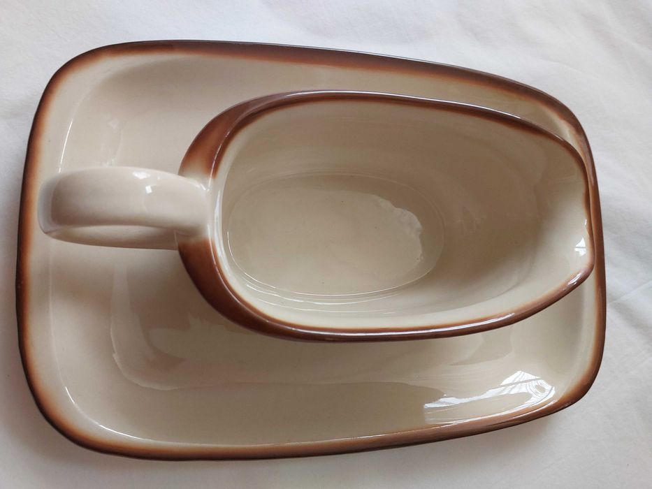 Komplet duży półpisek i sosierka PRUSZKÓW PRL