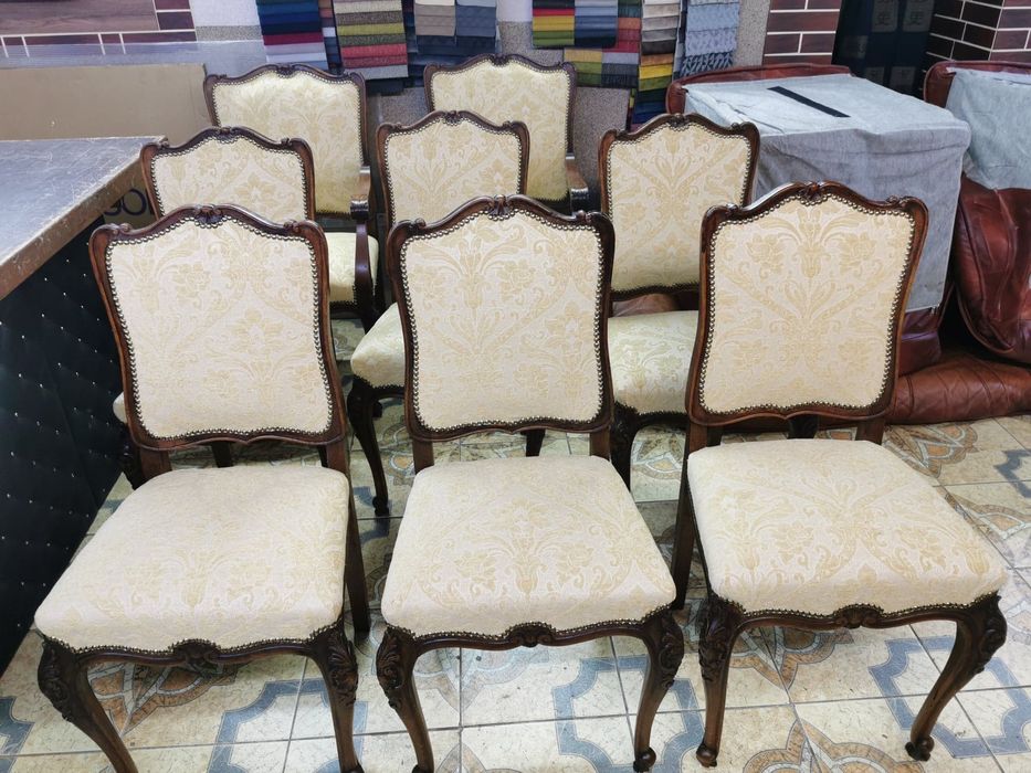 Sprzedam stol plus krzesła