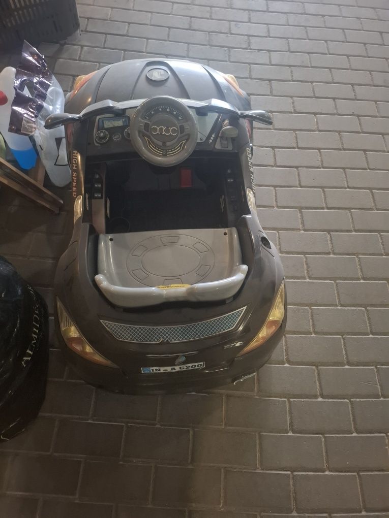 Autko na akumulator audi