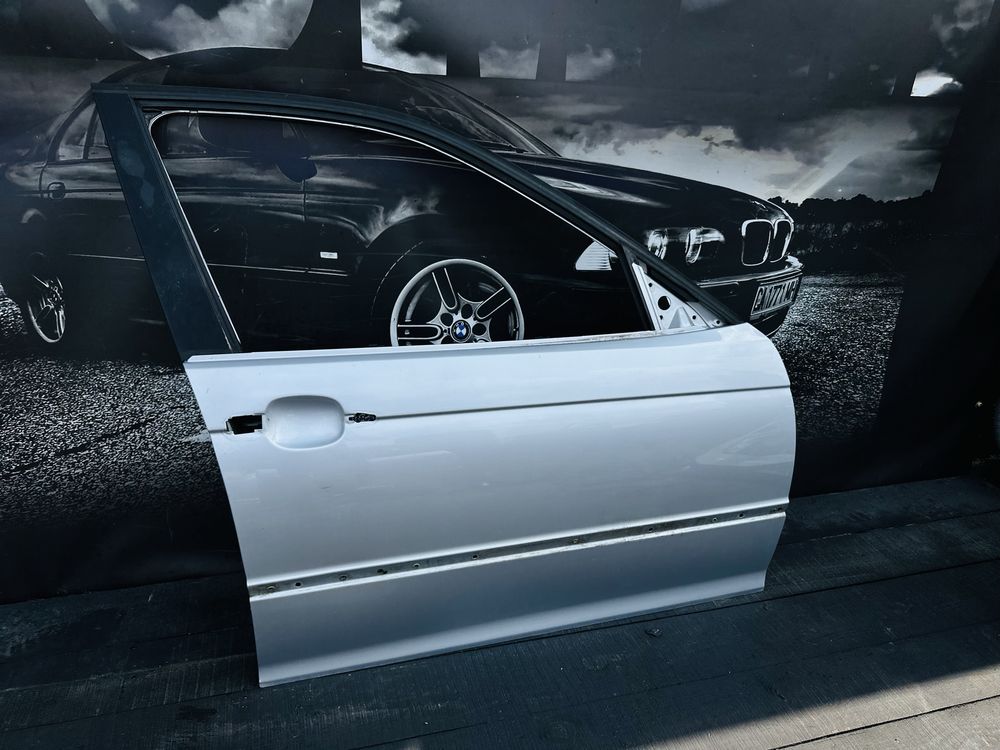 BMW E46 передня права дверка Двері Дверь е46 R 354 Серебро Тітан Сіра
