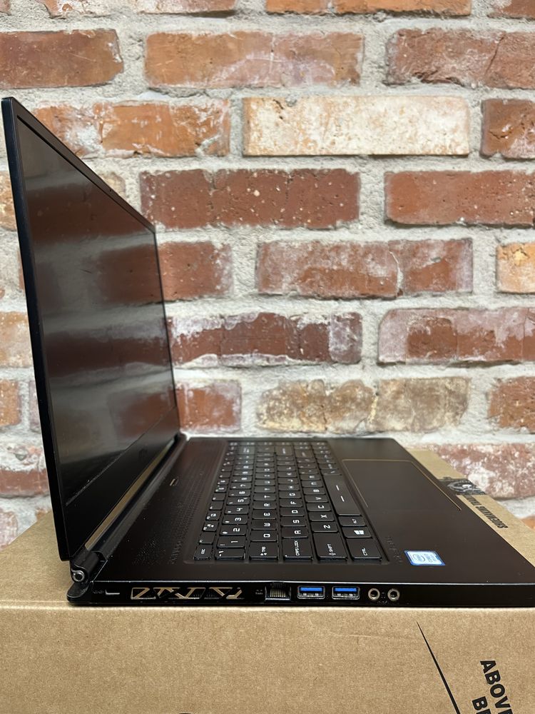 Laptop gaming  Msi GS65