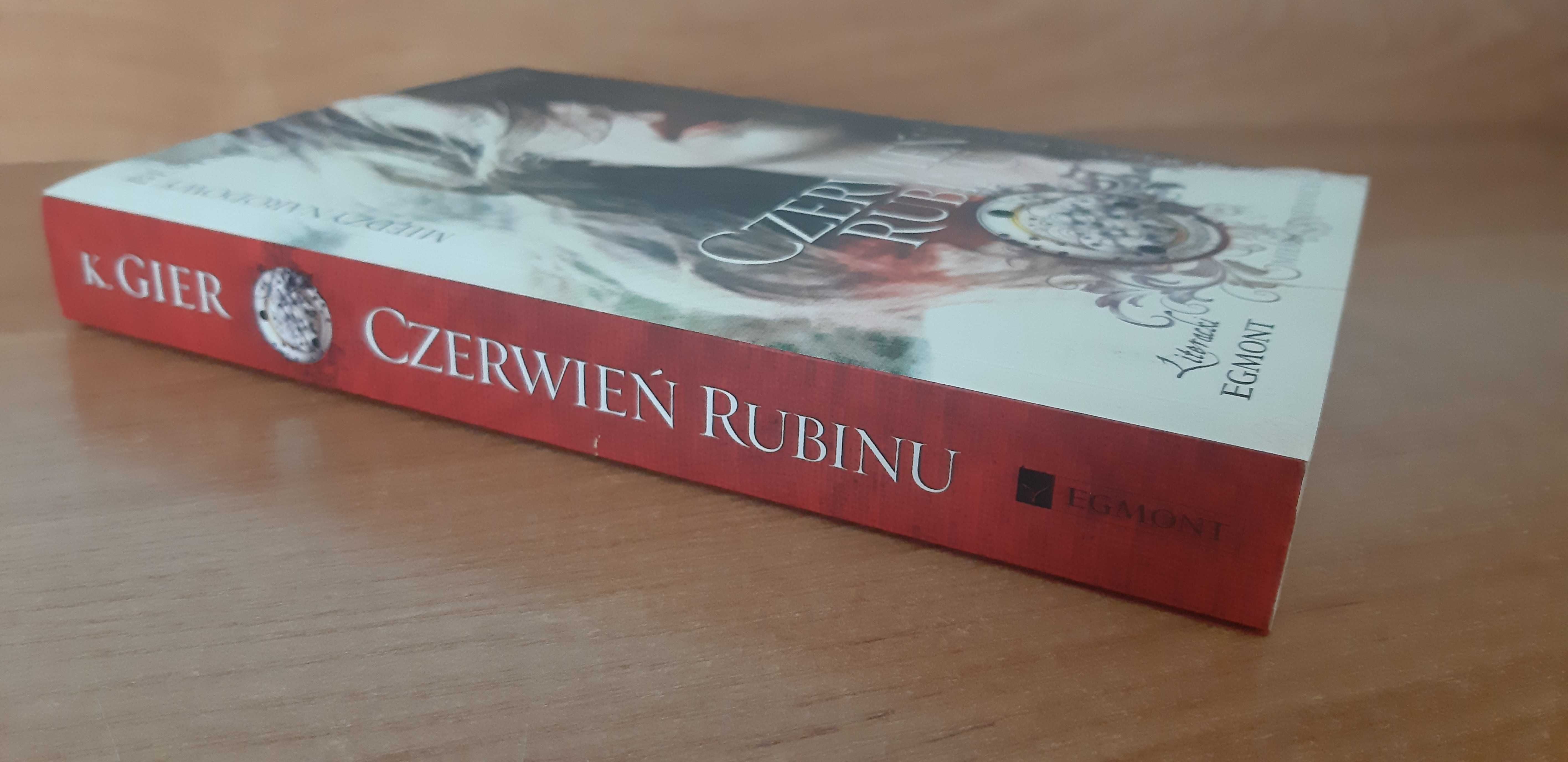 Czerwień rubinu (Trylogia czasu 1)