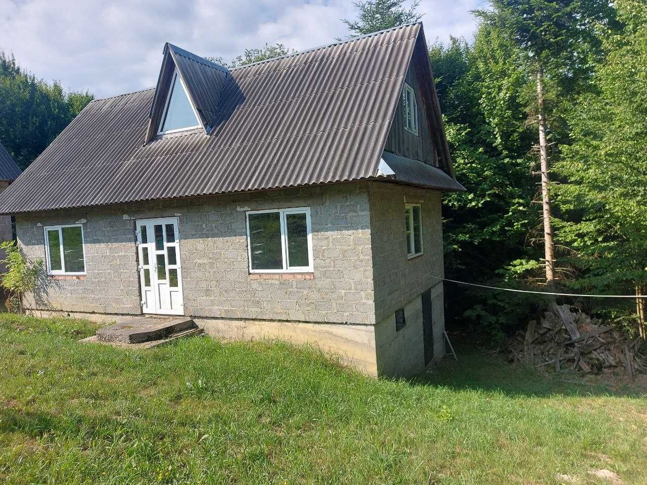 Продається житло в Карпатах поруч з струмком та лісом м.Косів