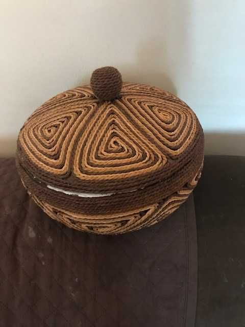 Cesta/Caixa em esferovite forrada a renda