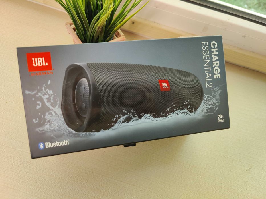 Портативная колонка JBL Charge Essential 2