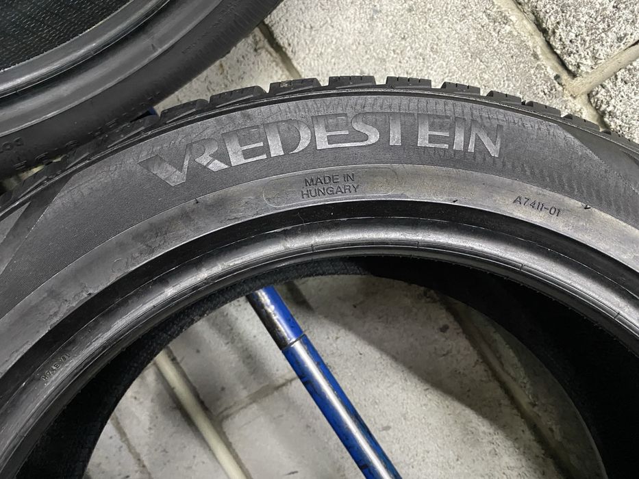 Всесезонні шини 205/55 R17 (95V) VREDESTEIN