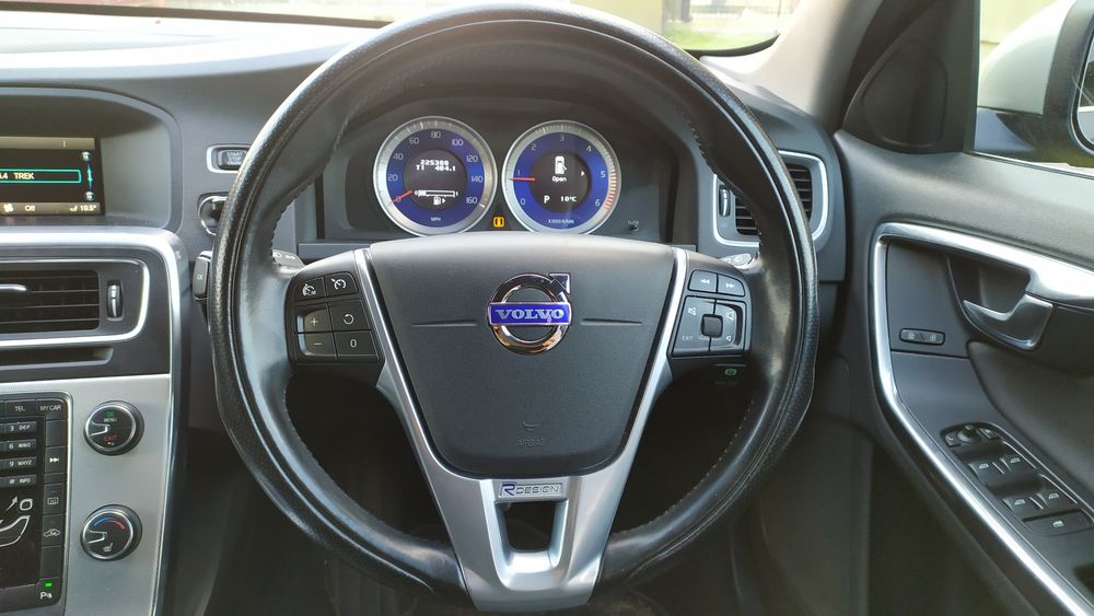 Розборка Вольво В60/С60 Volvo V60/S60 двигун D4162T/акпп DG9R7000AA