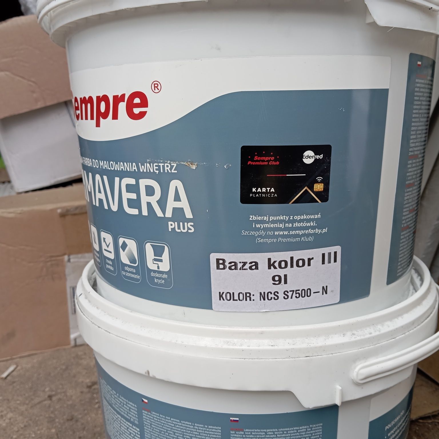 Farba lateksowa do wnętrz w kolorze
