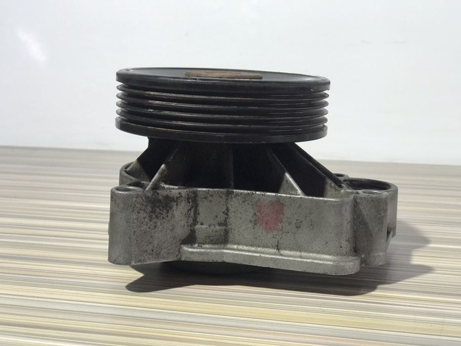 Водяна Помпа БМВ Е46 М47 320d Дорестайл Воденая Помпа BMW e46