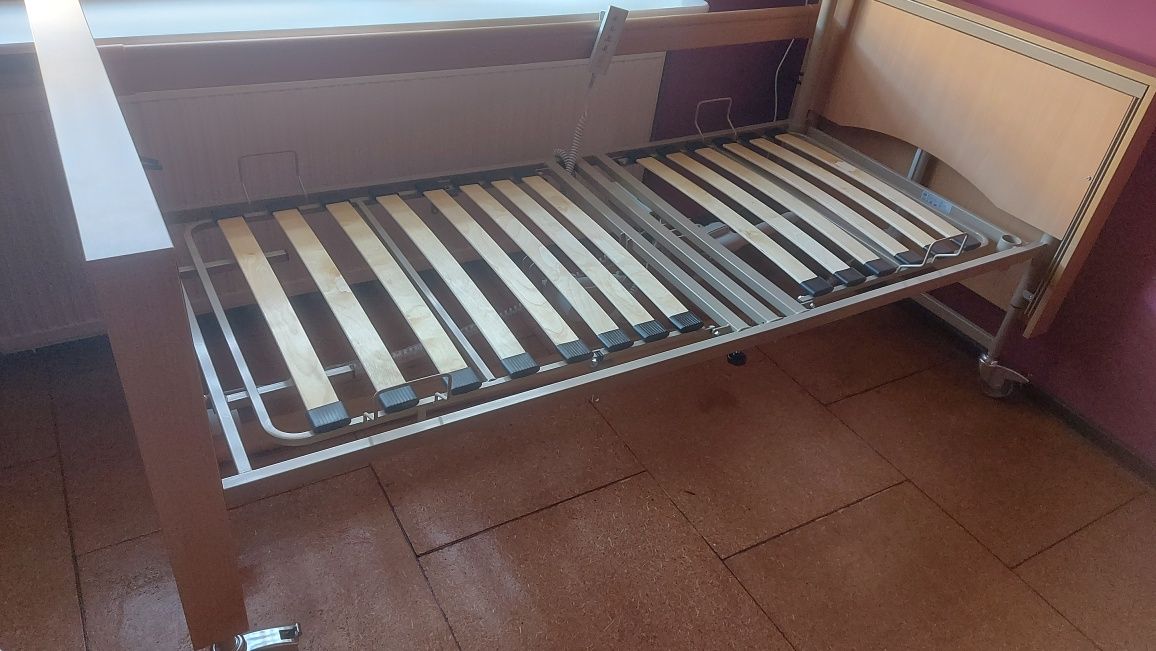 Łóżko rehabilitacyjne regulowane