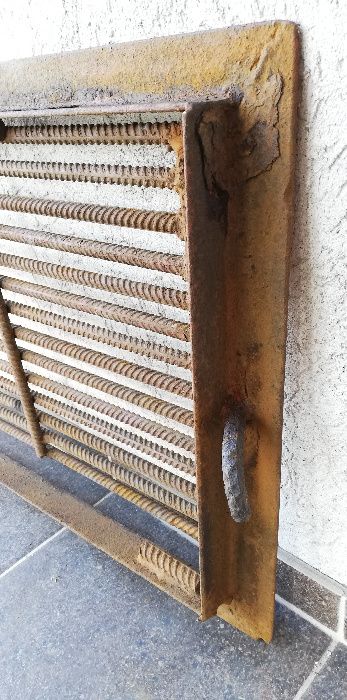 stara krata z ramą, ruszta