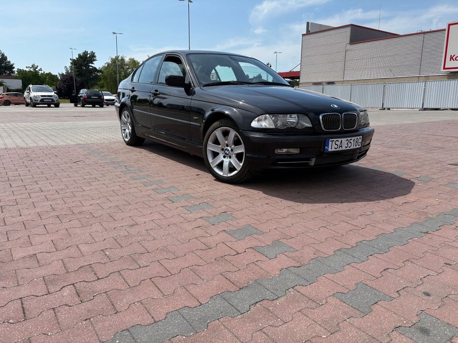 BMW Seria 3 BMW E46 330xi