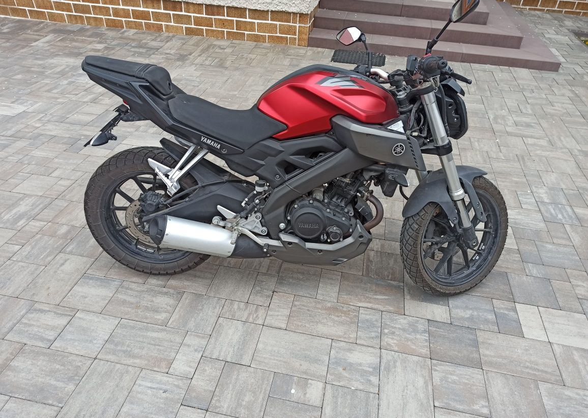 Yamaha mt 125           .