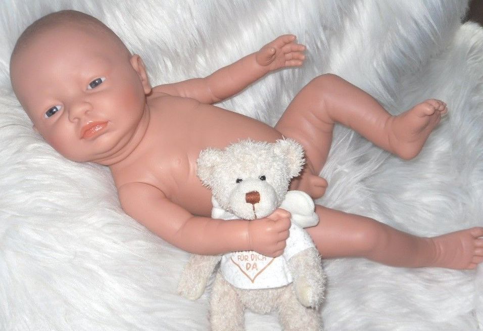 Bebe Reborn todo em Vinyl - menino também anatomicamente