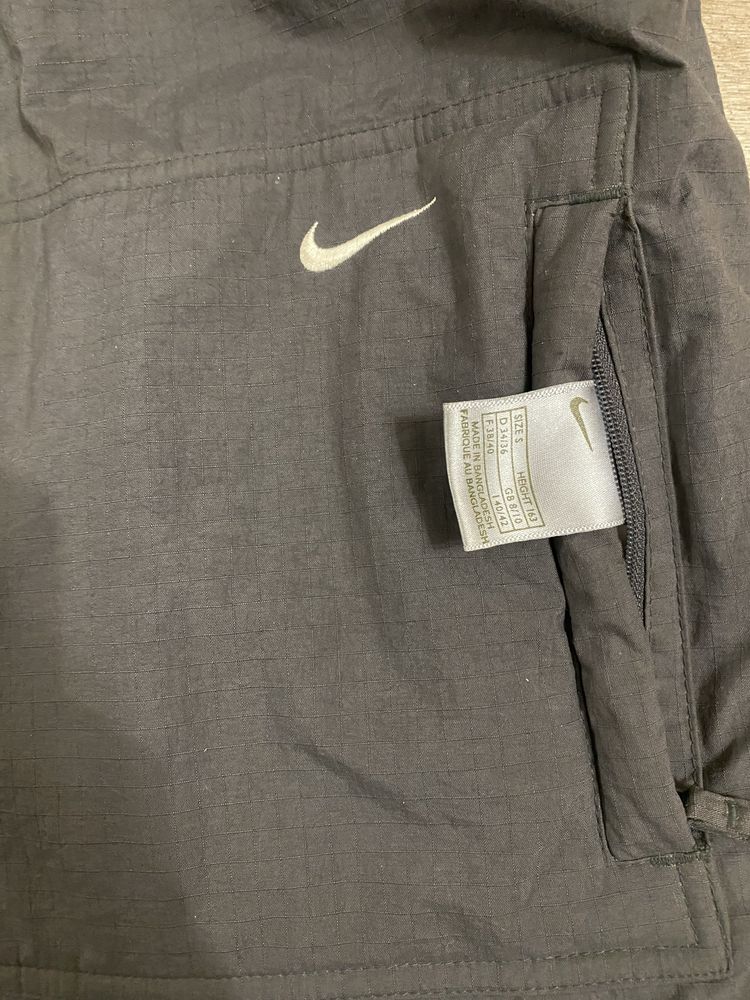 Вінтажна желетка nike