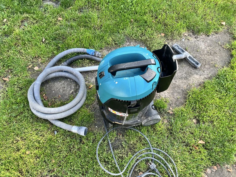Makita odkurzacz przemysłowy VC2012L ssawki, rura, filtr