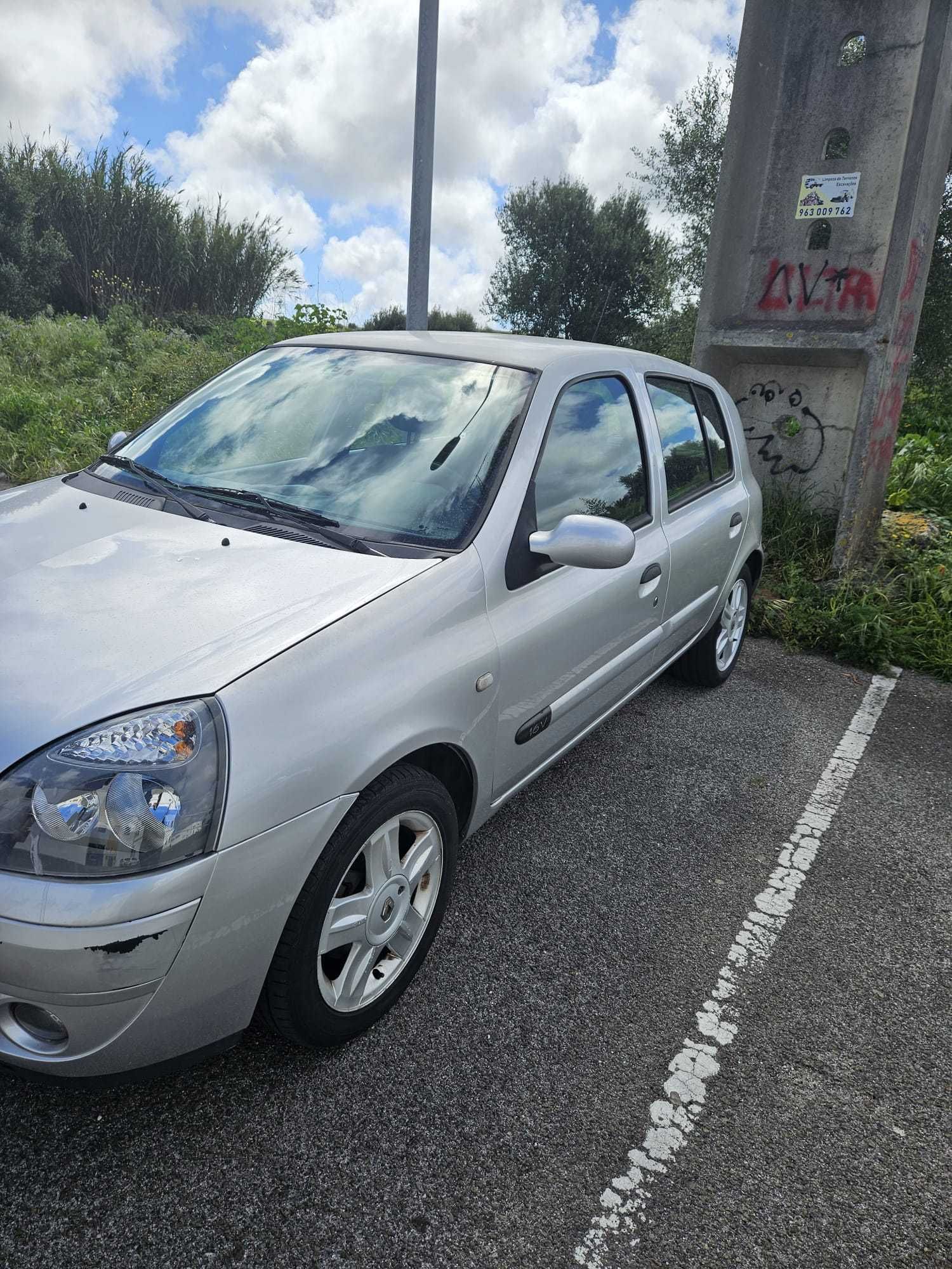 Renault Clio 2005