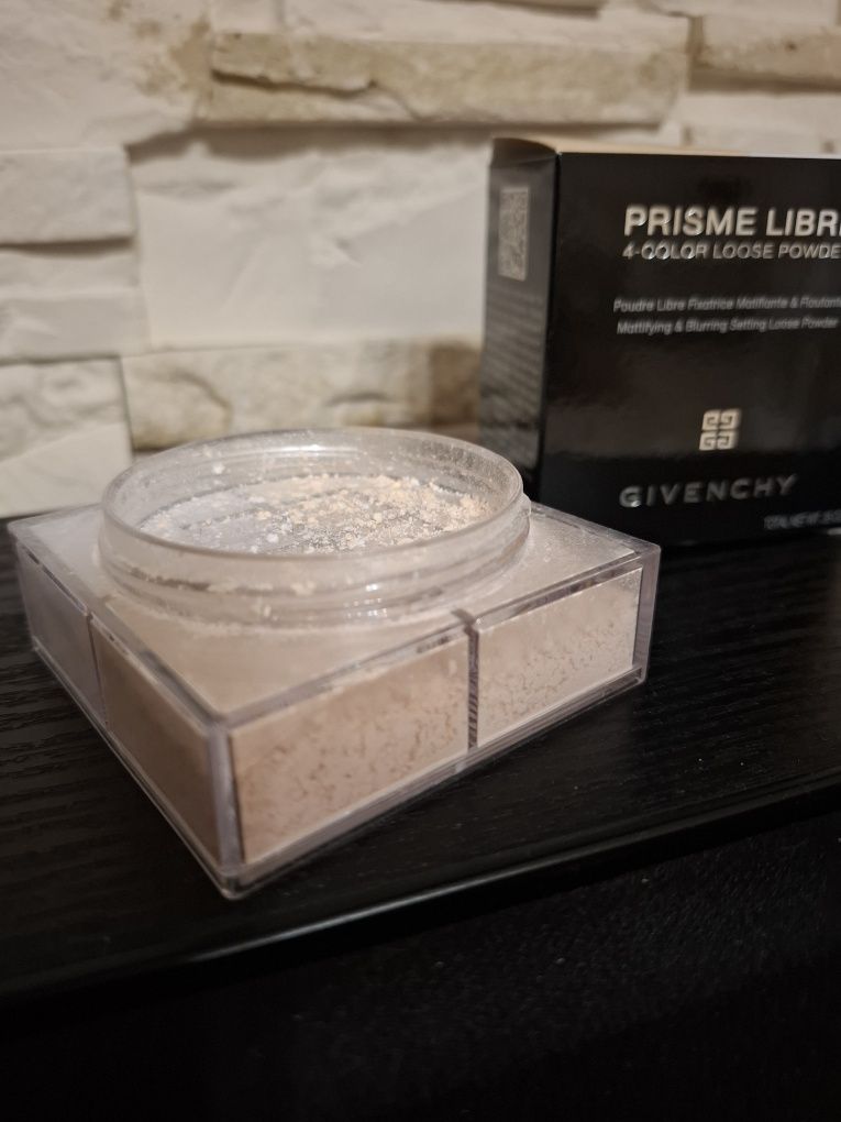 Prisme Libre Loose Powder -  puder sypki do twarzy, 02 Satin Blanc