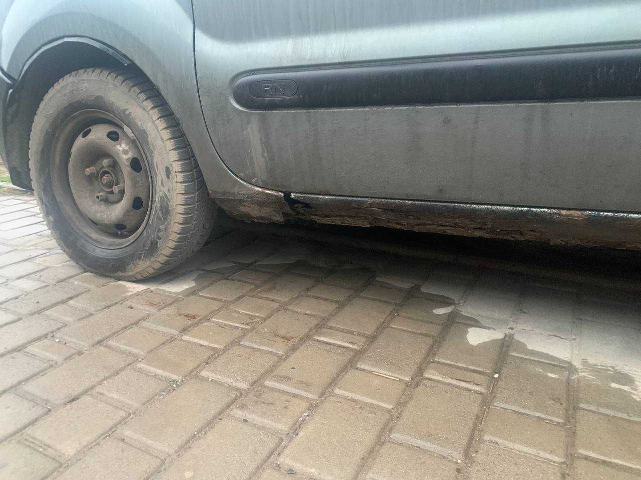 F8Q 1.9D / Kangoo 1998