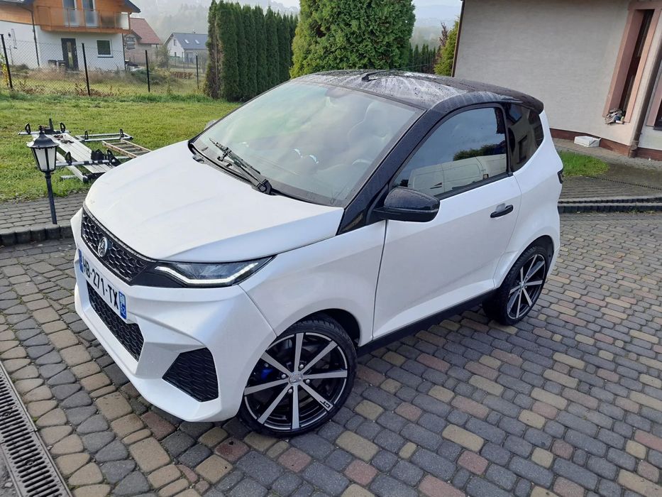 Ligier JS50 aixam mcrocar od 14 lat l6e