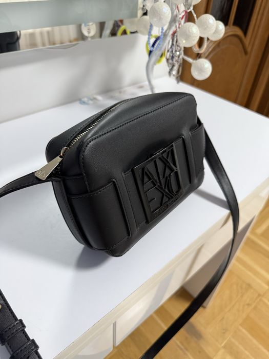 Оригінальна жіноча crossbody сумка Armani exchange