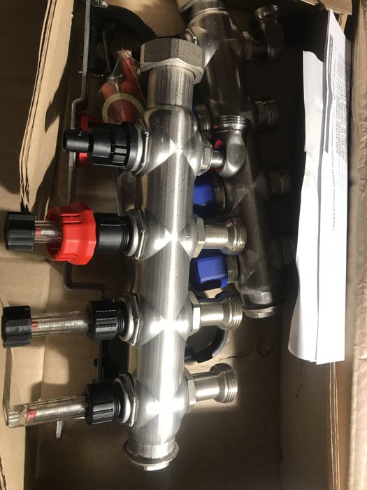 Rozdzielacz przyłączy Ditech FB