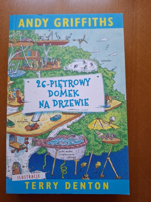 26 piętrowy domek na drzewie Andy Griffiths