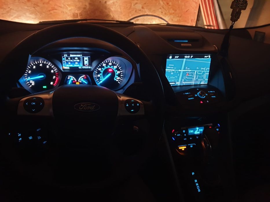 Ford ESCAPE 2016, 2.0, Газ, Автомат,