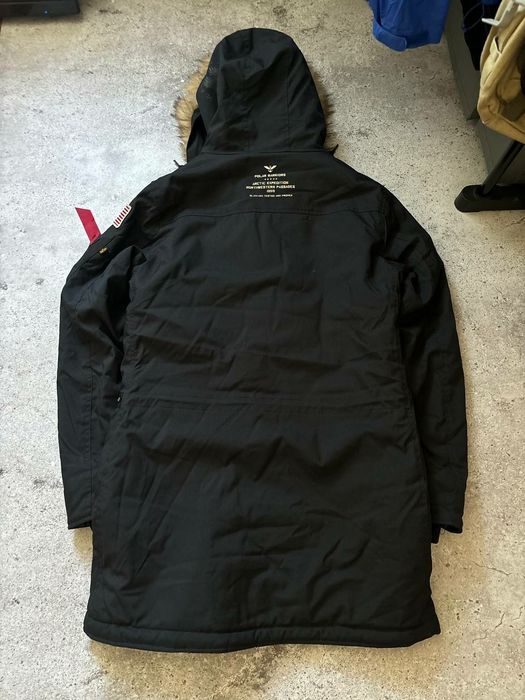 Нова парка Alpha Industries, зимова куртка з стрічкою і набоями