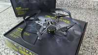 Vendo drone Parrot NighSwat novo