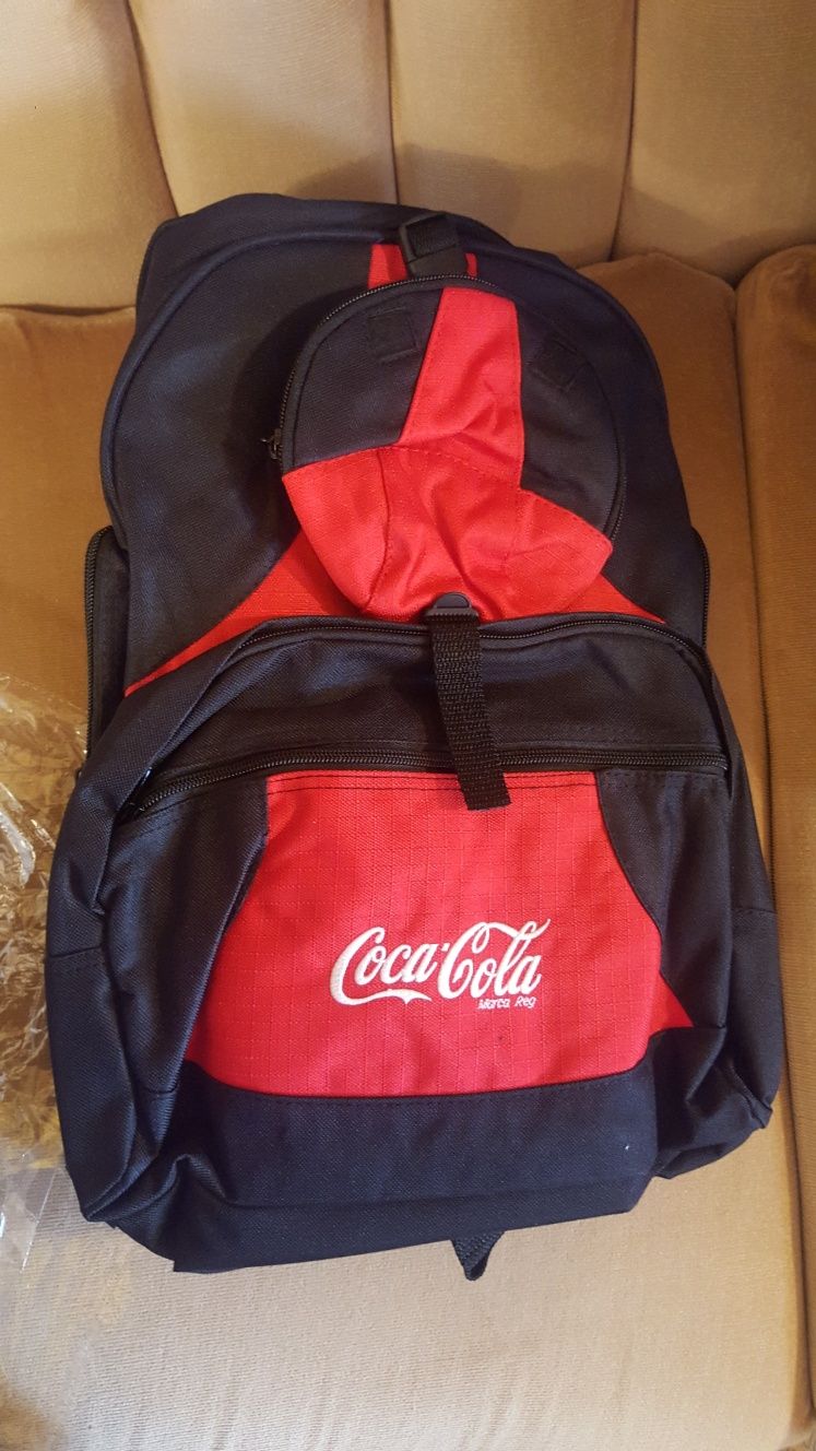 Mochila da colecção da coca-cola.