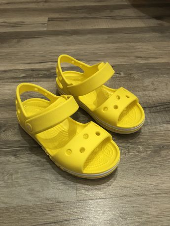 Crocs C10 в стані нових ( для хлопчика чи дівчинки)