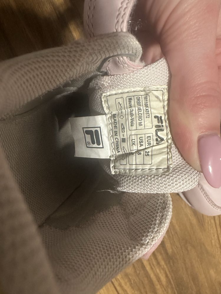 Buty sneakersy dziecięce fila 25