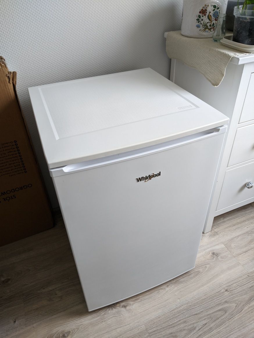 Zamrażarka Whirlpool W55ZM 111 W 102 litry jak nowa