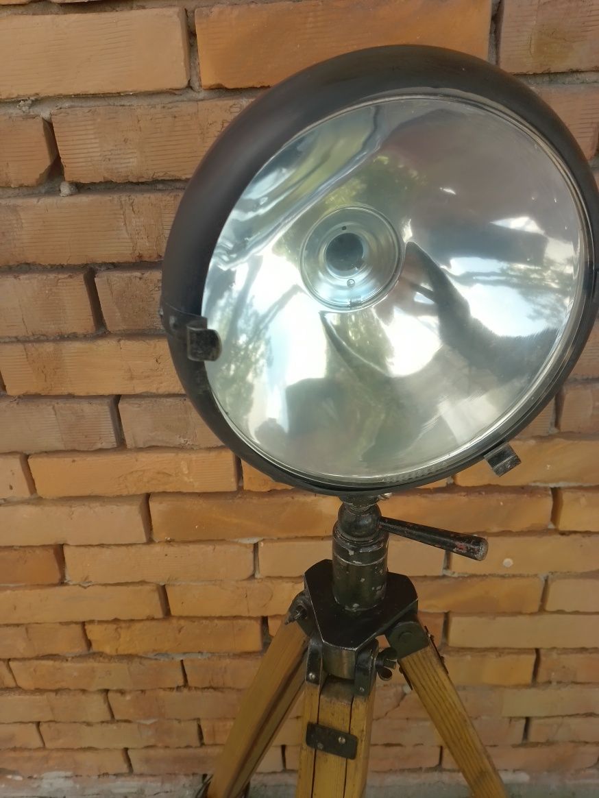 Lampa stara loftt