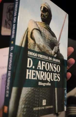 Diogo freitas do Amaral -  D. Afonso Henriques , 2000, 1ª edição