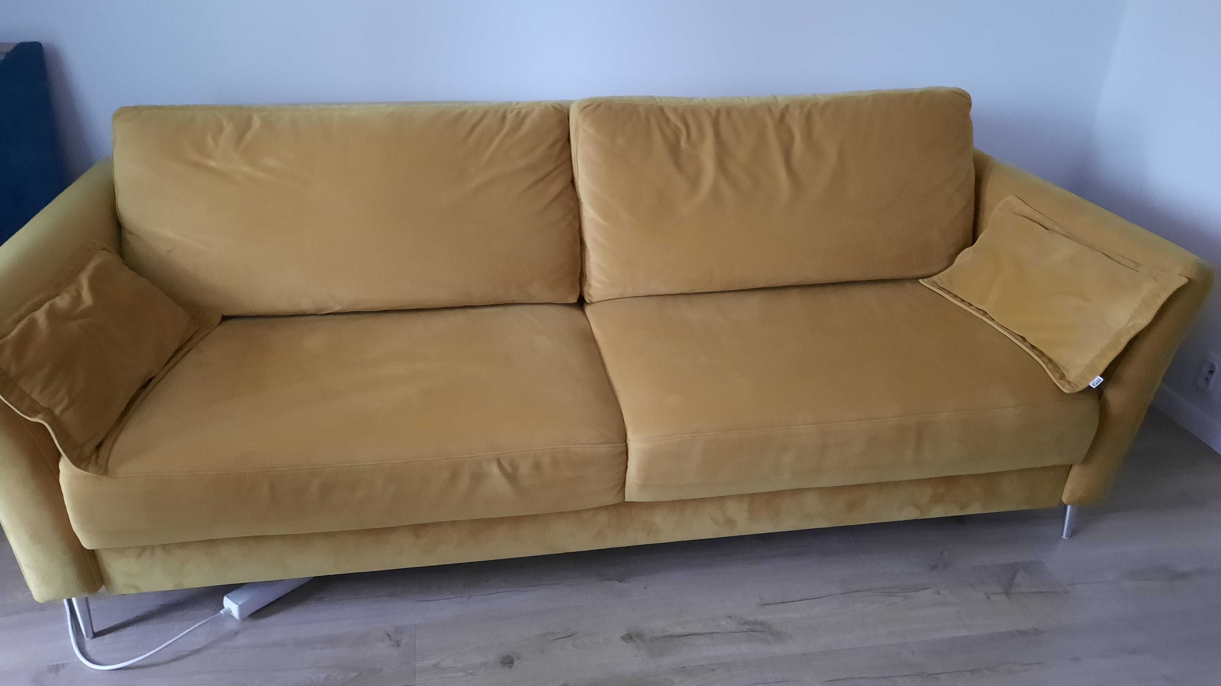 Sofa 3 osobowa Lira z funkcją spania i pojemnikiem na pościel