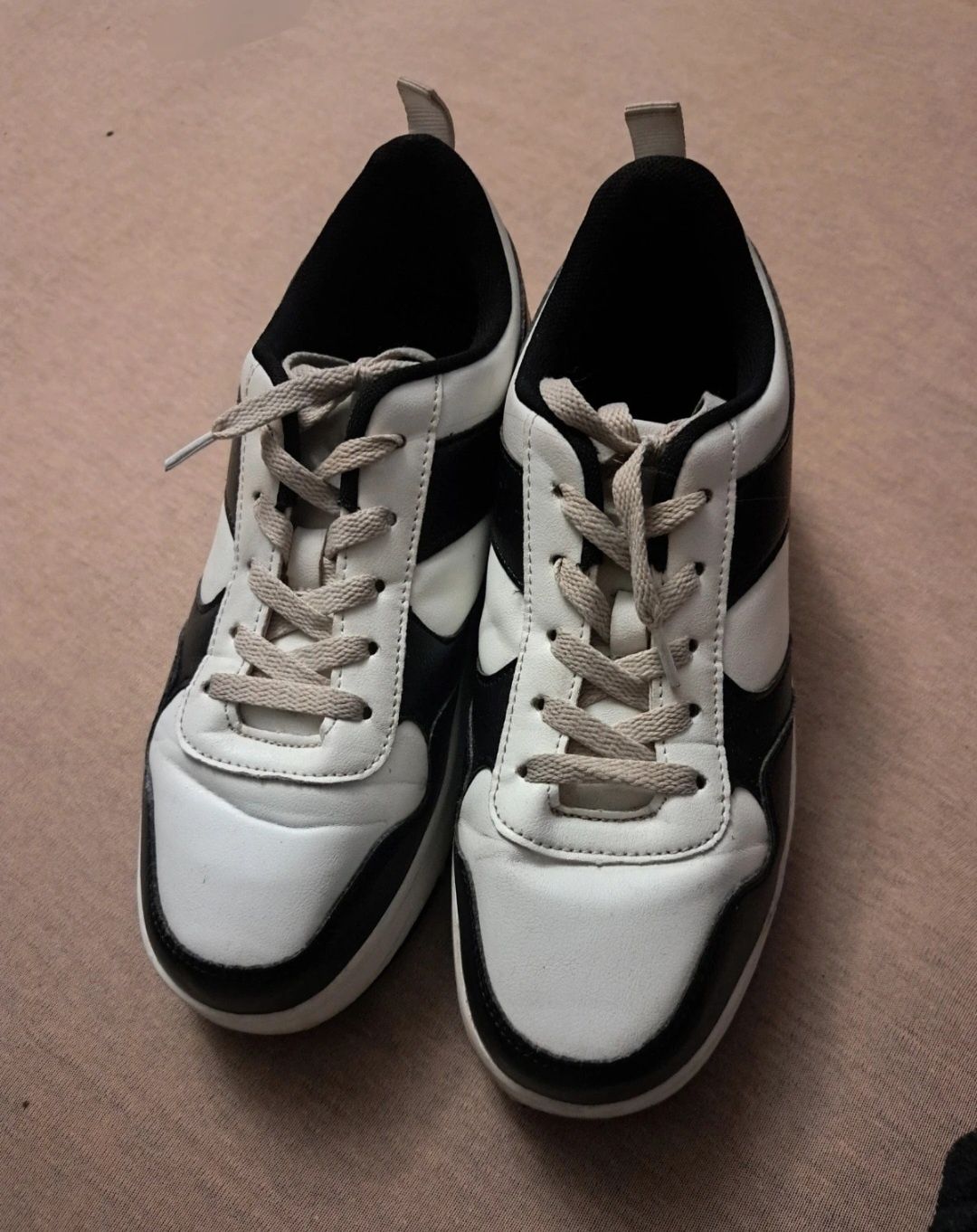 Sneakersy butorolki