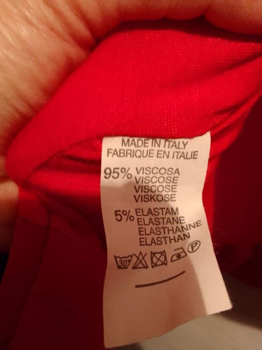 Bluzka damska czerwona wizytowa z kokardą na plecach