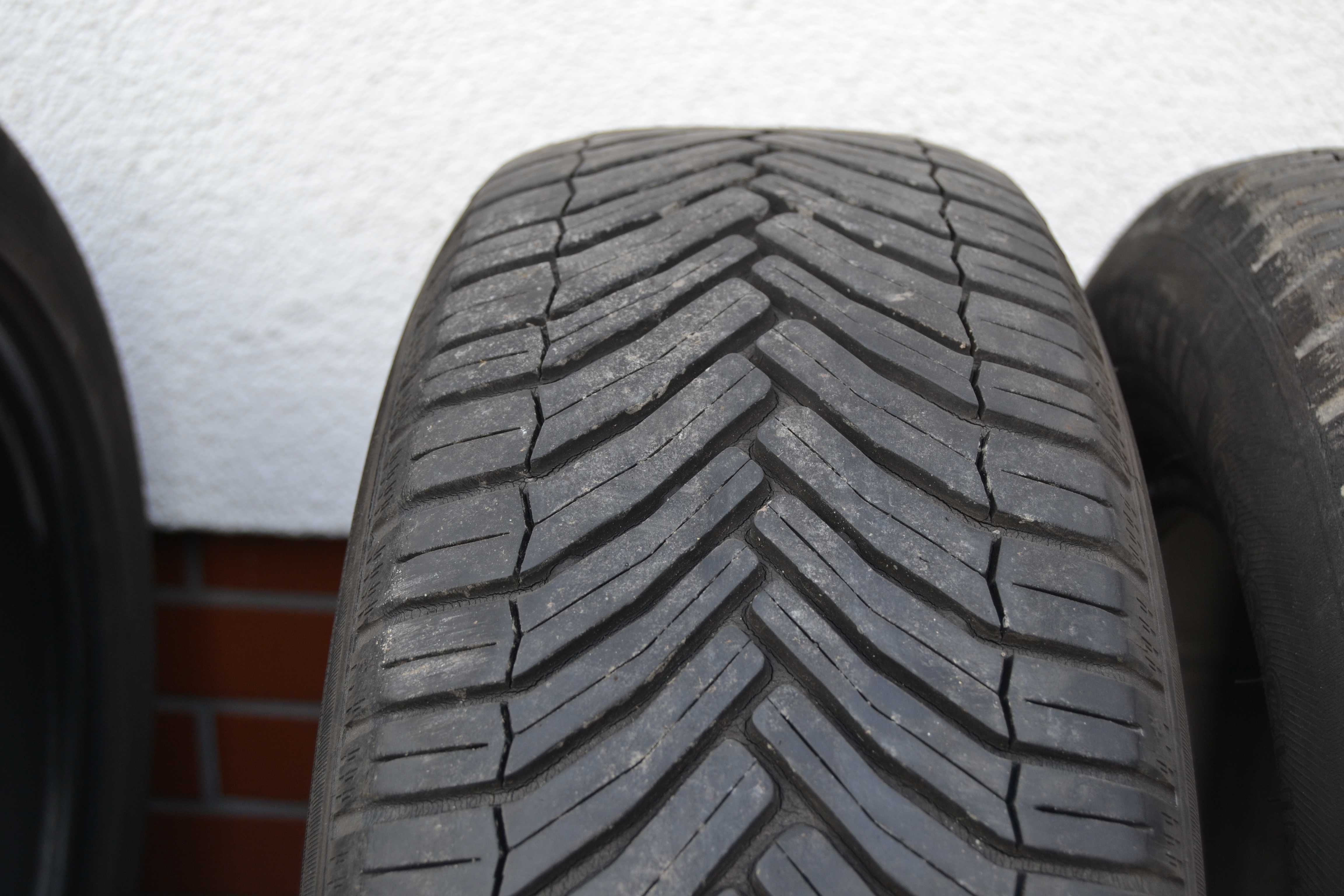 2x całoroczne 195/65r15 Michelin Cross Climate 195/65-15 wielosezonowe